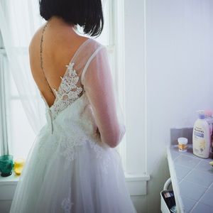 Wedding dress